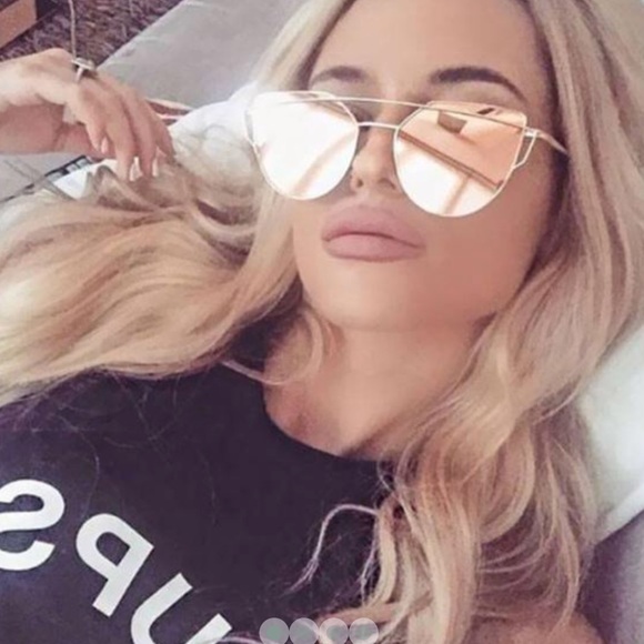 Accessories - Rose Gold Pink Mirrored Cat-eye Vintage Sunglasses